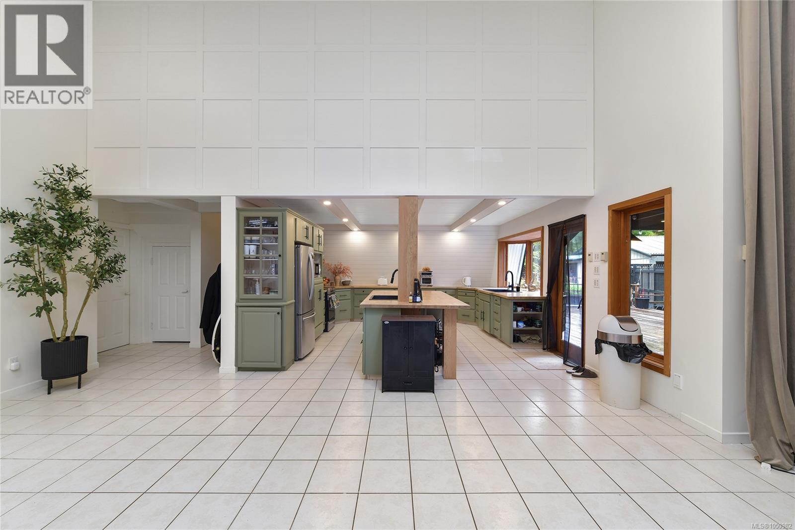 505 Bayview Dr - 12