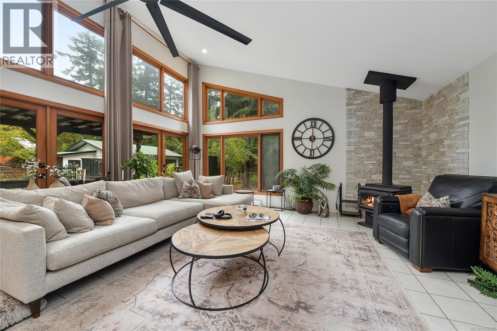 505 Bayview Dr - 16