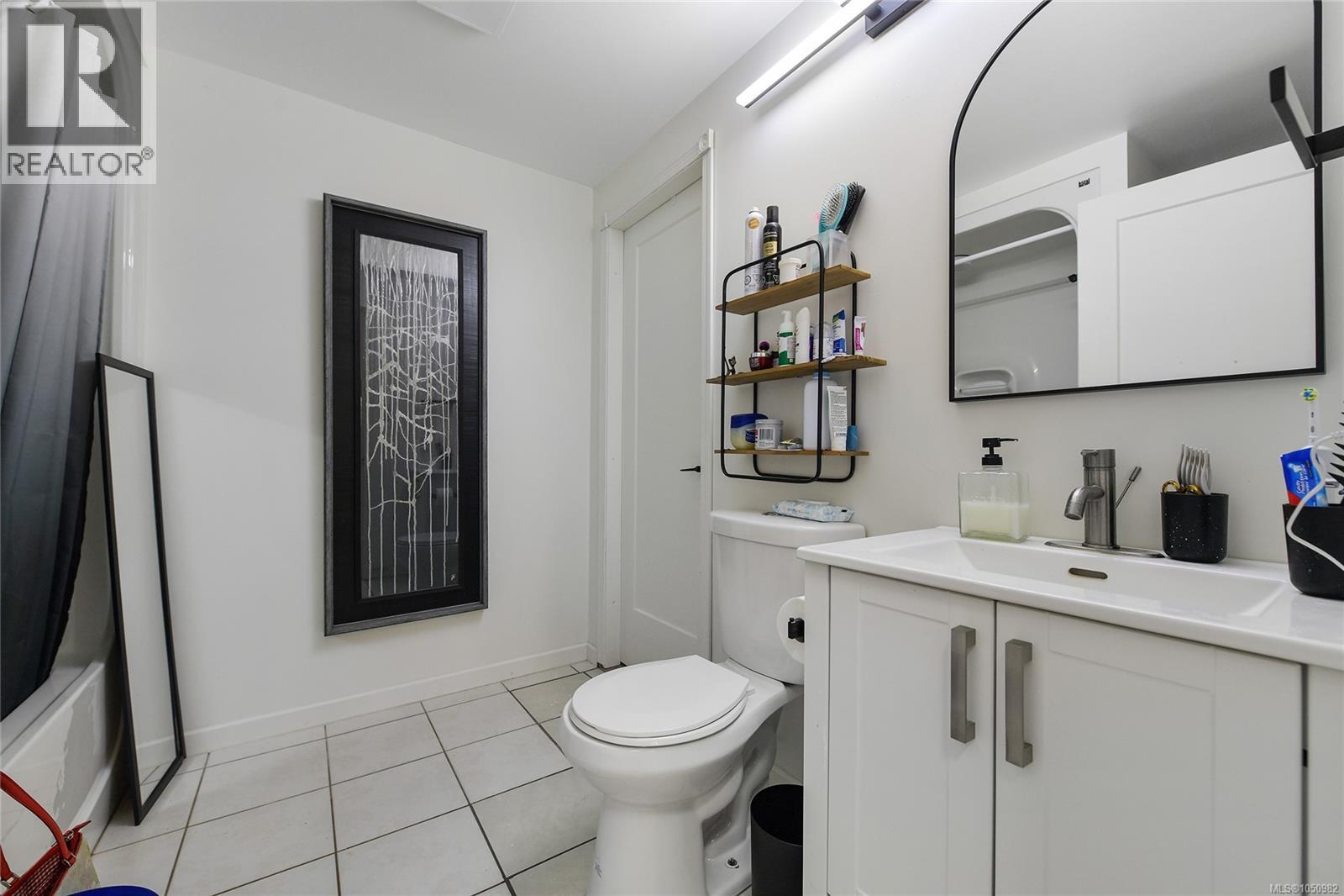 505 Bayview Dr - 28