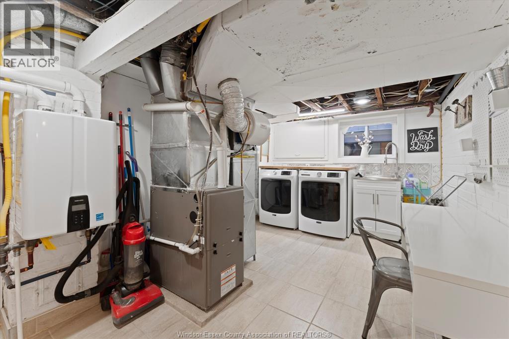 928 WINDERMERE - 29