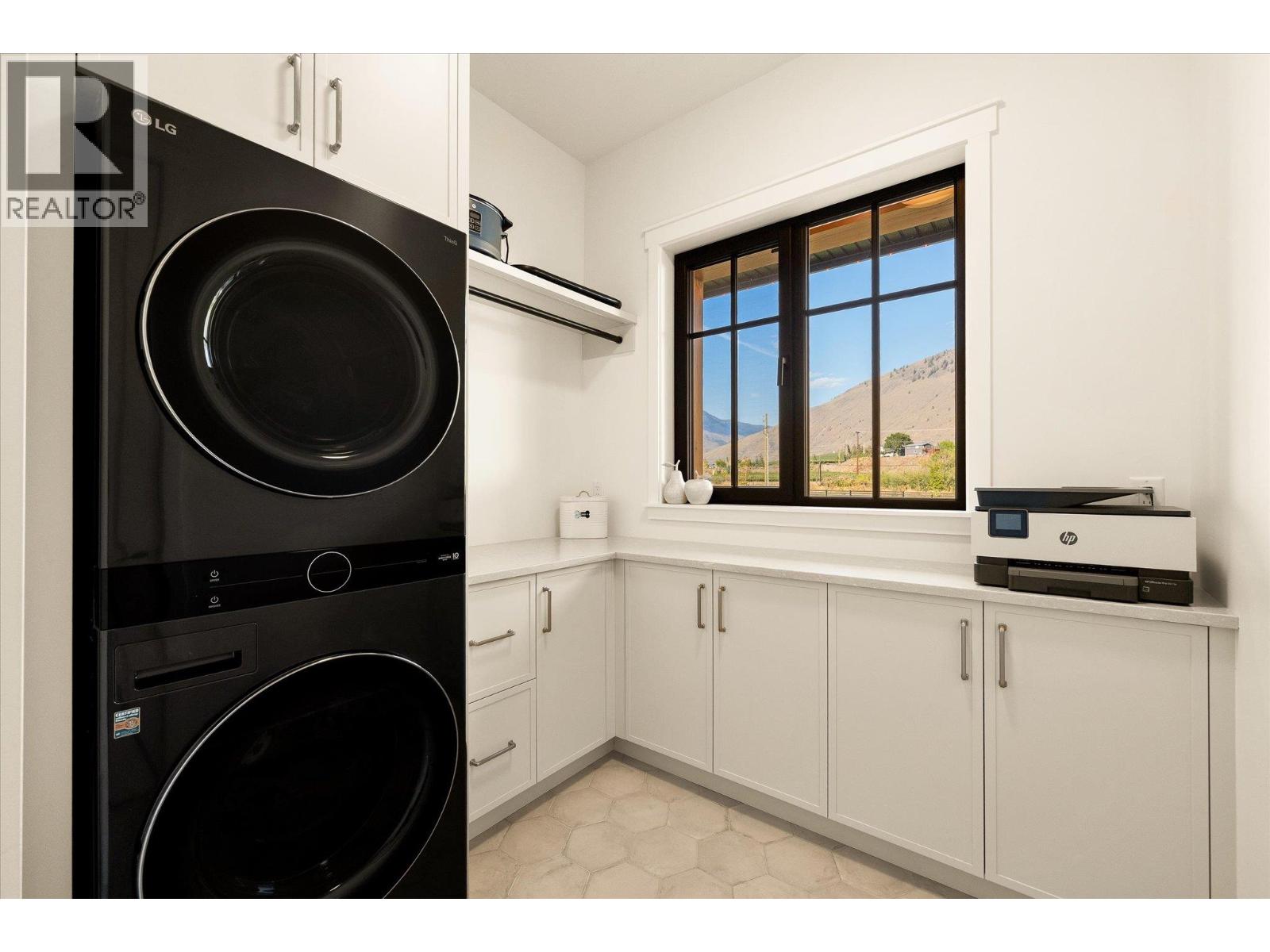  1869 Stewart Road, Cawston