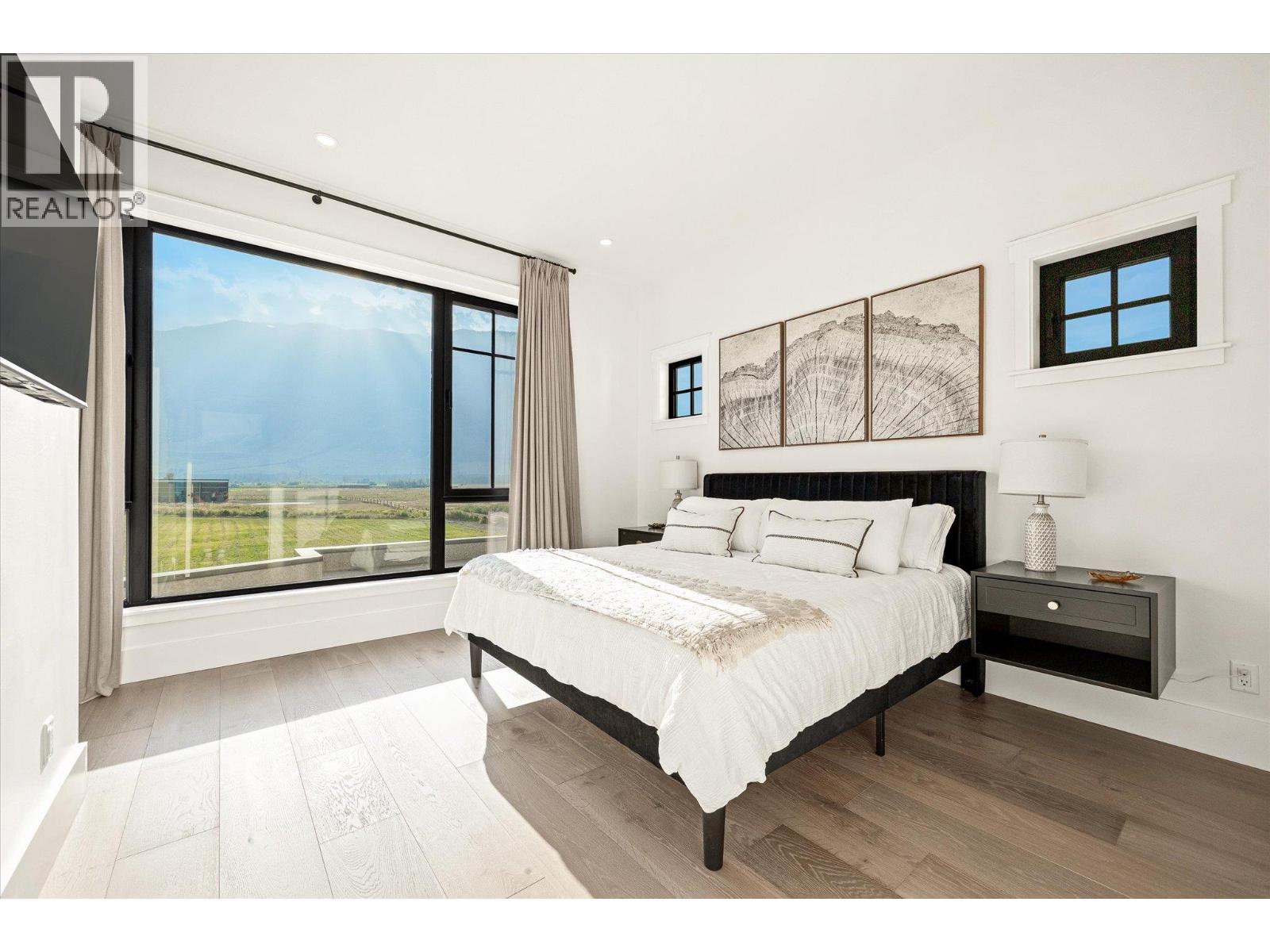  1869 Stewart Road, Cawston