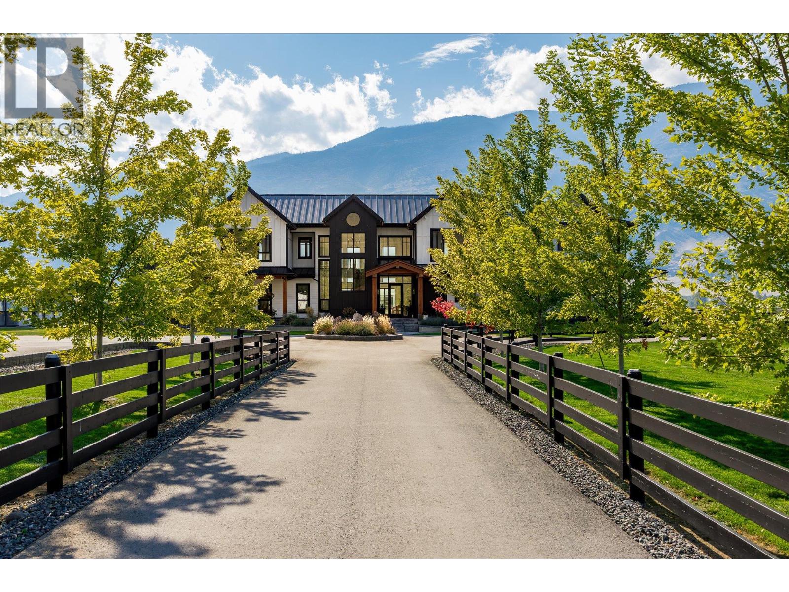  1869 Stewart Road, Cawston