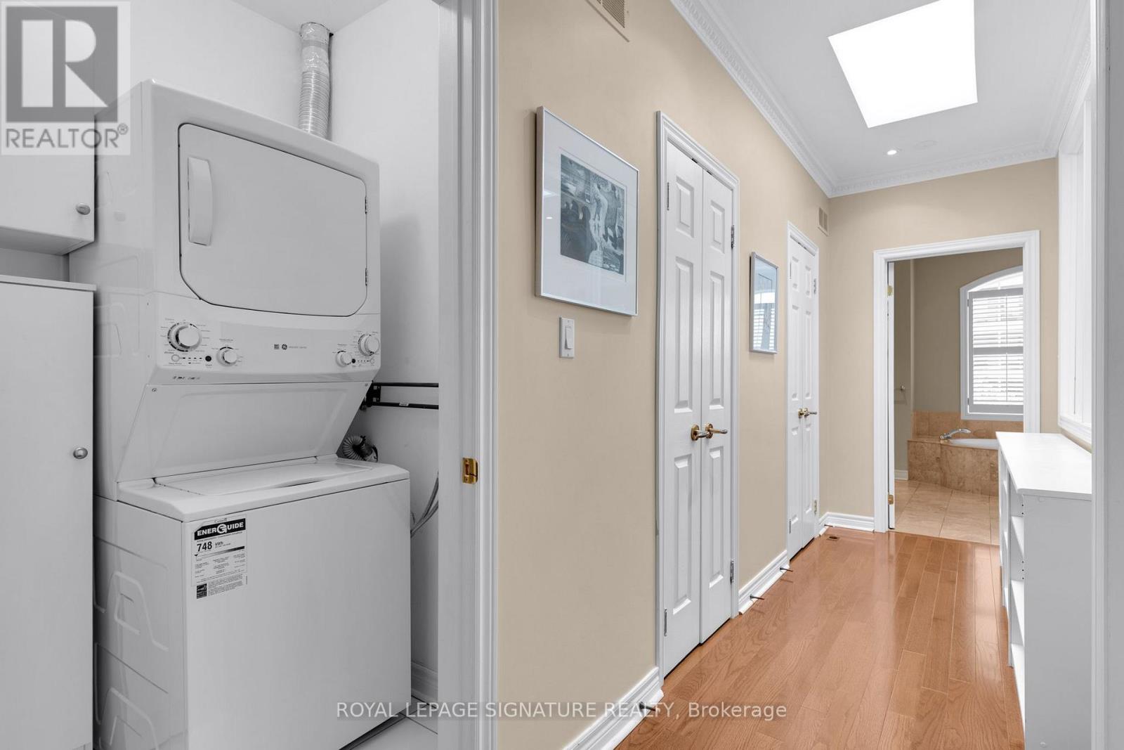 104 PLEASANT BOULEVARD - Image 24