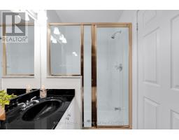 104 Pleasant Boulevard, Toronto, ON M4T1J8 Photo 16