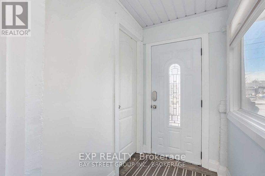 1231 BATHURST STREET - 12