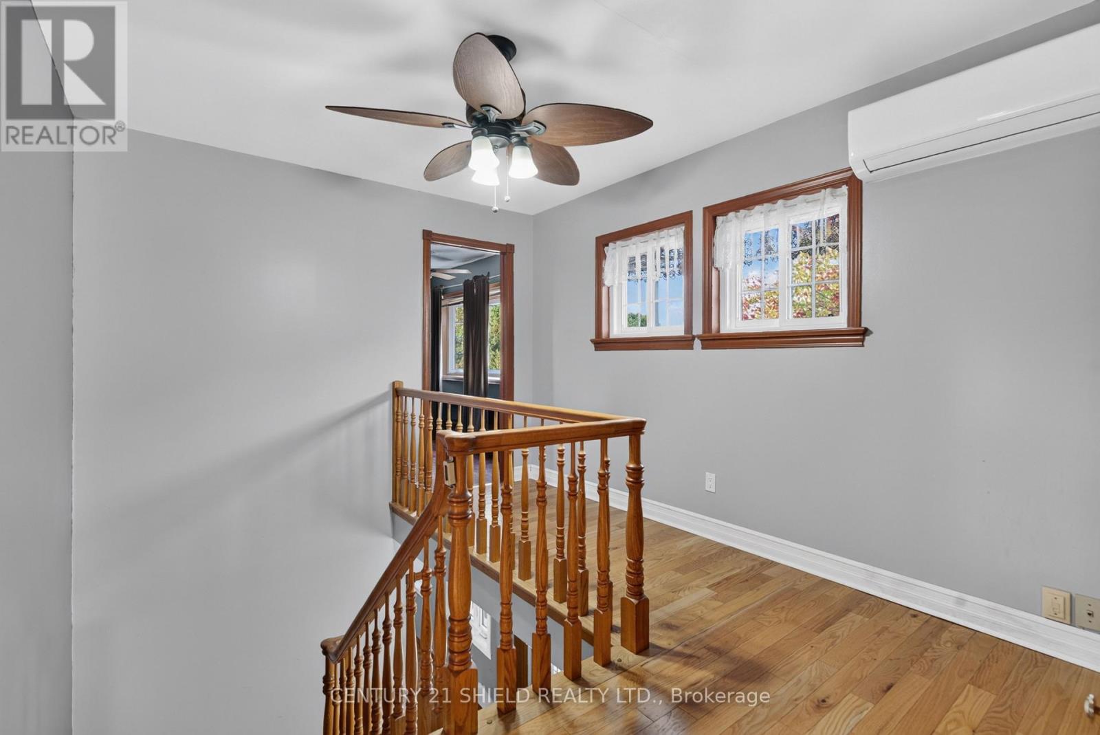 868 LAFLIN STREET - 18