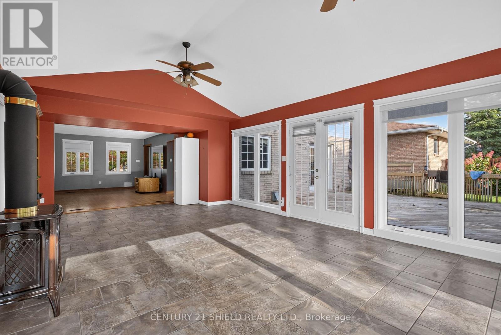 868 LAFLIN STREET - 6