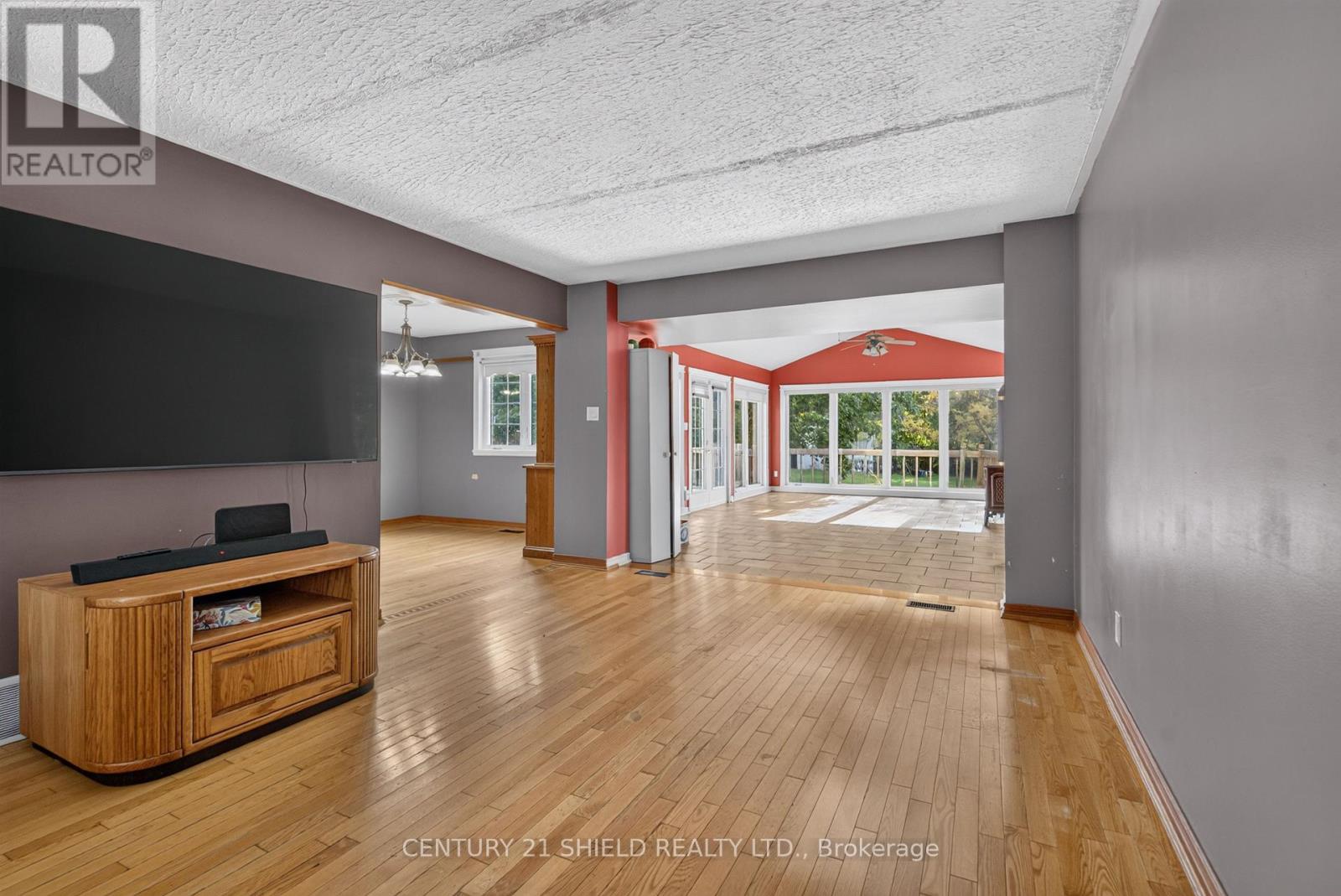 868 LAFLIN STREET - 8
