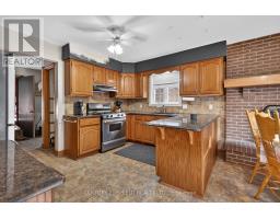 Kitchen - 868 Laflin Street, Cornwall, ON K6J5J1 Photo 14