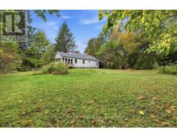 1040 River Street, Muskoka Lakes, ON P0C1A0 Photo 13