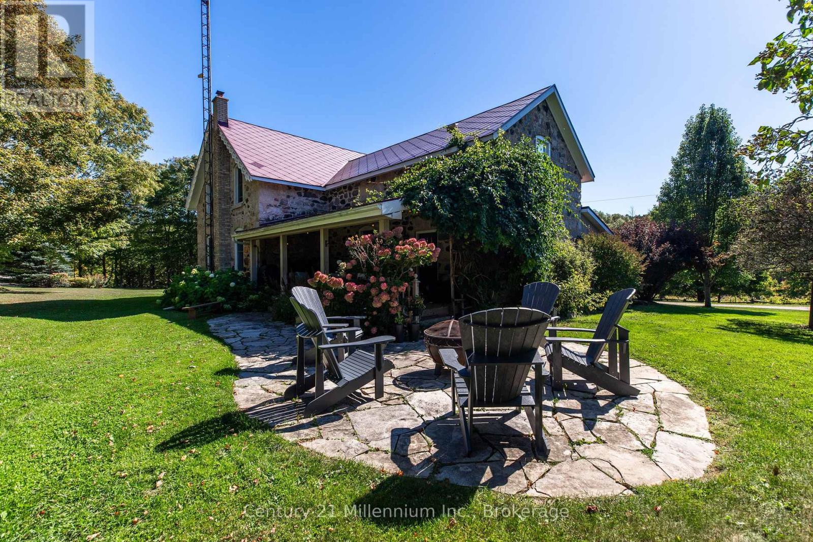 395 Elsinore Road North — photo 19
