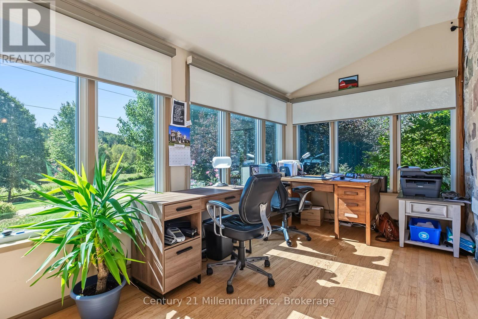 395 Elsinore Road North — photo 30