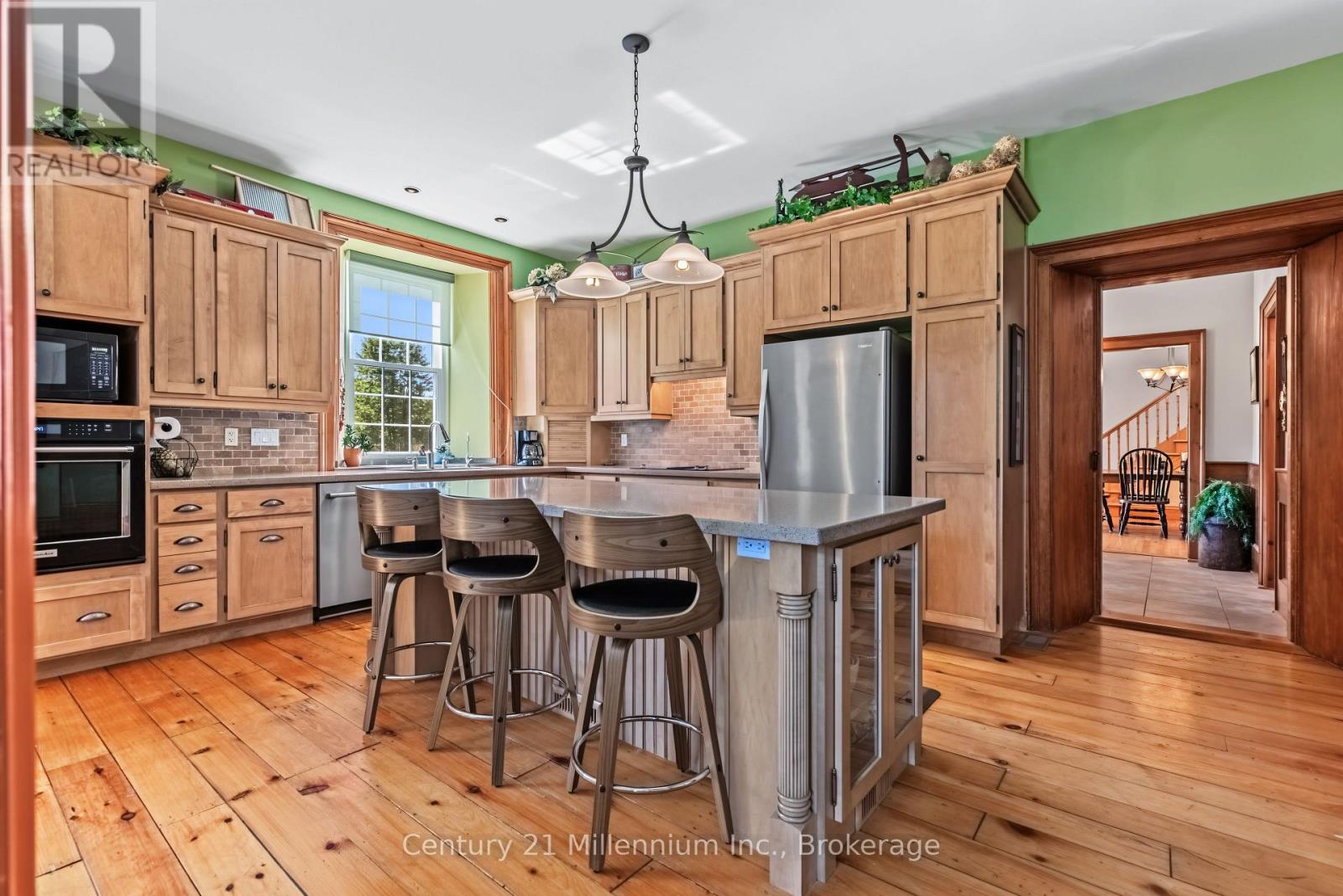395 Elsinore Road North — photo 33