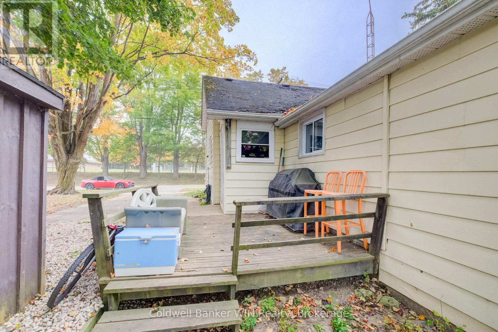 748 ARTHUR STREET - 25