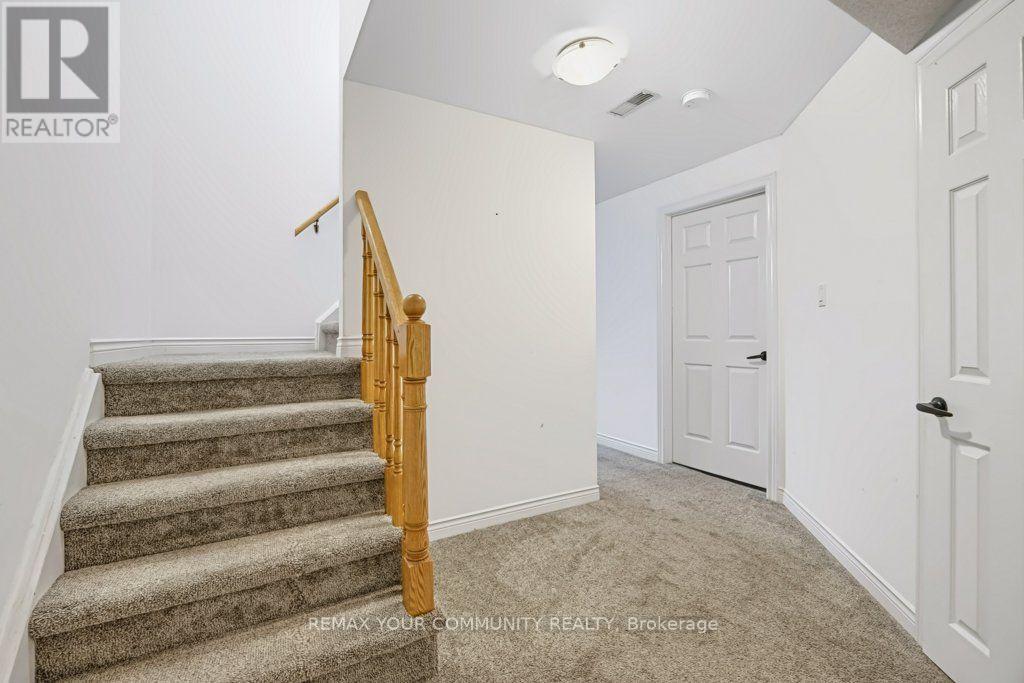 37 Brownstone Crescent, Clarington, ON photo 31