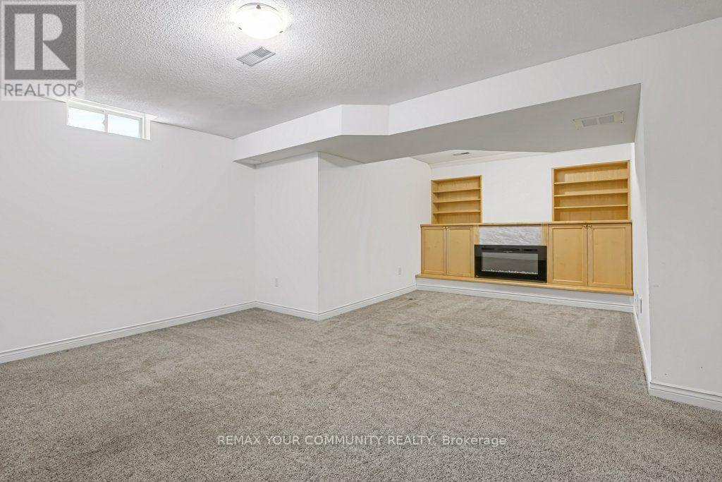 37 Brownstone Crescent, Clarington, ON photo 33