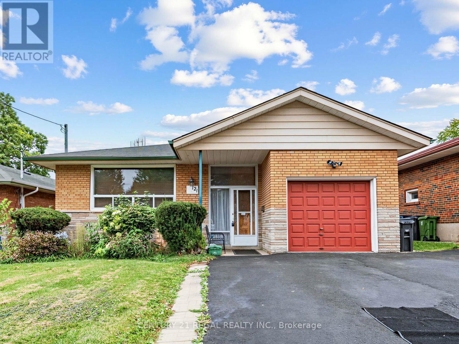 Photo of 121 JANRAY DRIVE