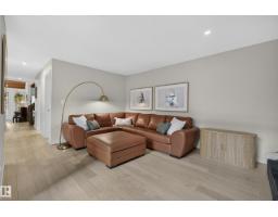 9047 94 St Nw, Edmonton, AB T6C3V3 Photo 17