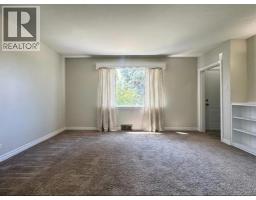 533 23 Street S - photo 5