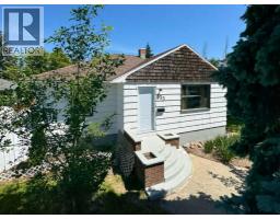 533 23 Street S - photo 2