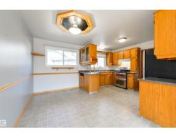 Bedroom 6 - 9260 Ottewell Rd Nw, Edmonton, AB T6B2C9 Photo 10