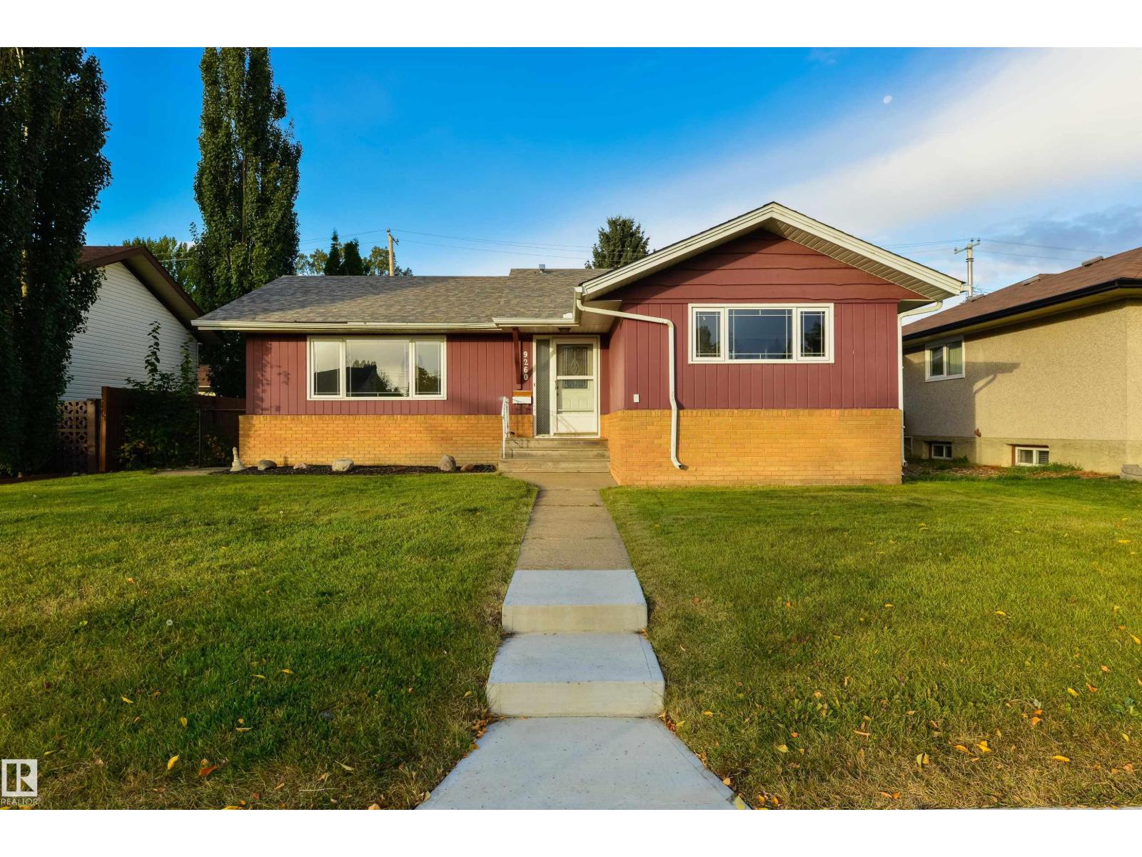 9260 OTTEWELL RD NW, Edmonton, Alberta, T6B2C9