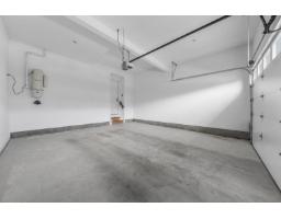 1699* 18 Avenue, Surrey, BC V3Z9X5 Photo 25