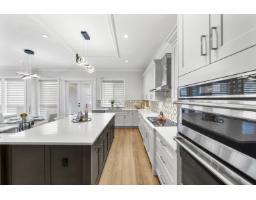 1699* 18 Avenue, Surrey, BC V3Z9X5 Photo 8