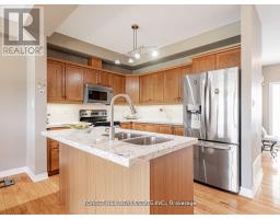 614 Mcbean Avenue N, Newmarket, ON L3X2L5 Photo 15