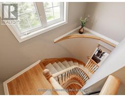 614 Mcbean Avenue N, Newmarket, ON L3X2L5 Photo 21