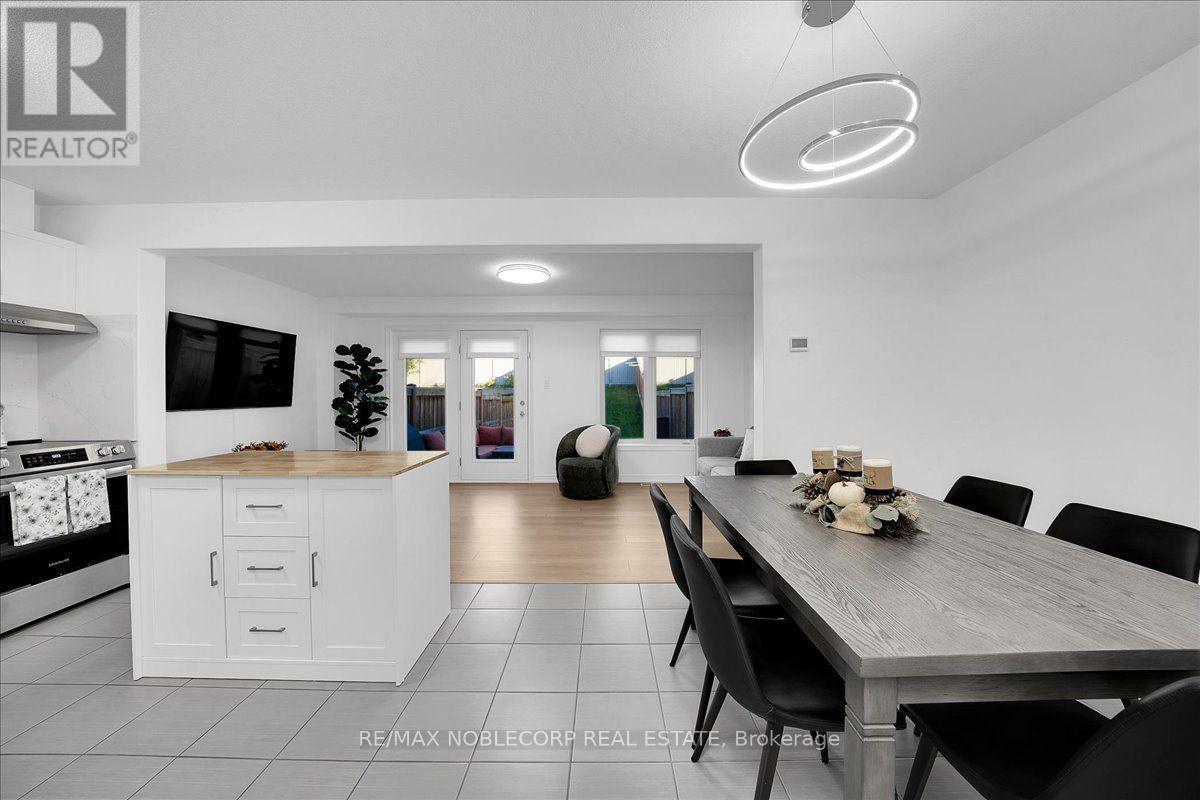 145 Hutchinson Drive, New Tecumseth photo 12