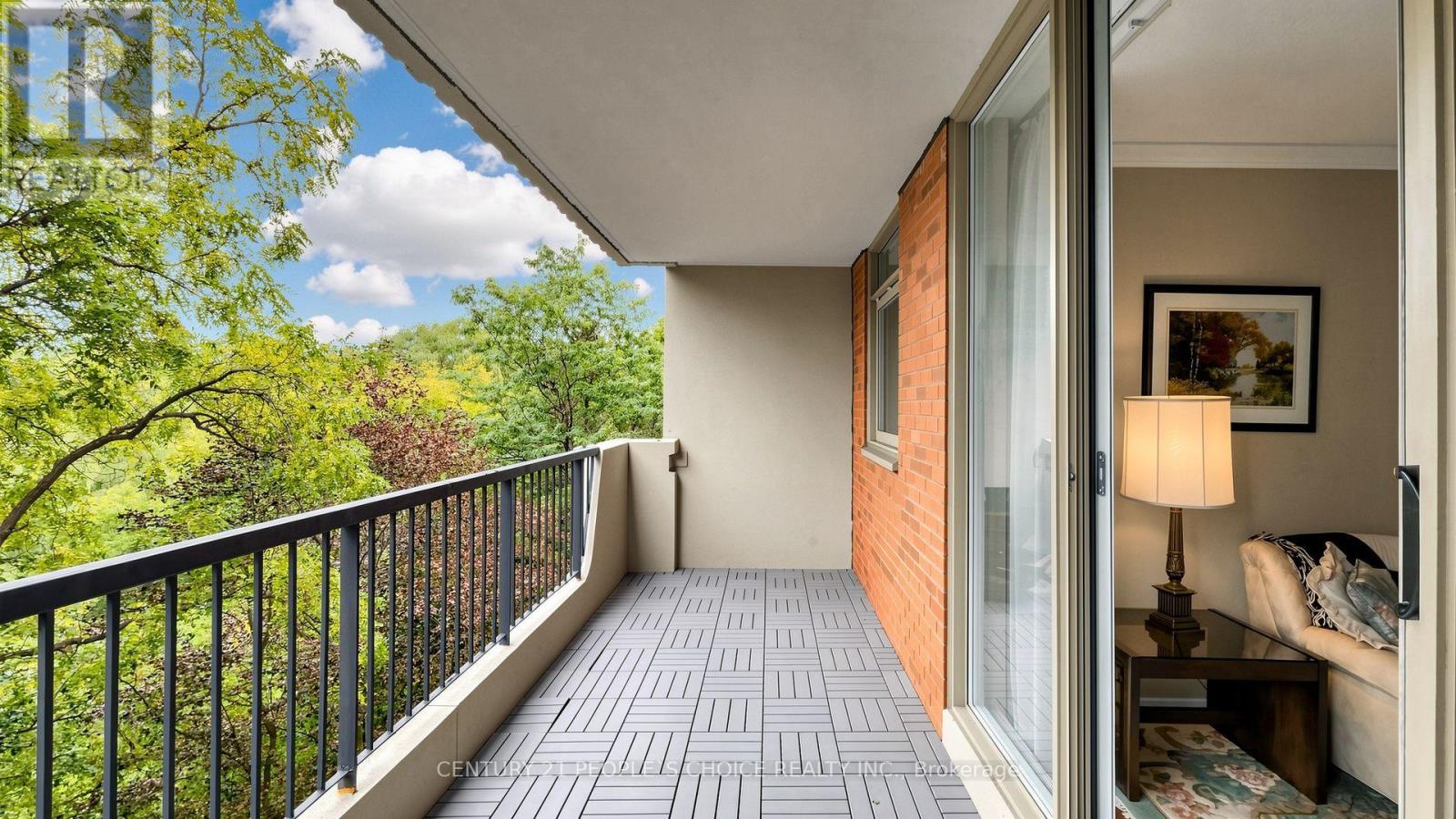310- 7811 Yonge Street, Markham, ON photo 36