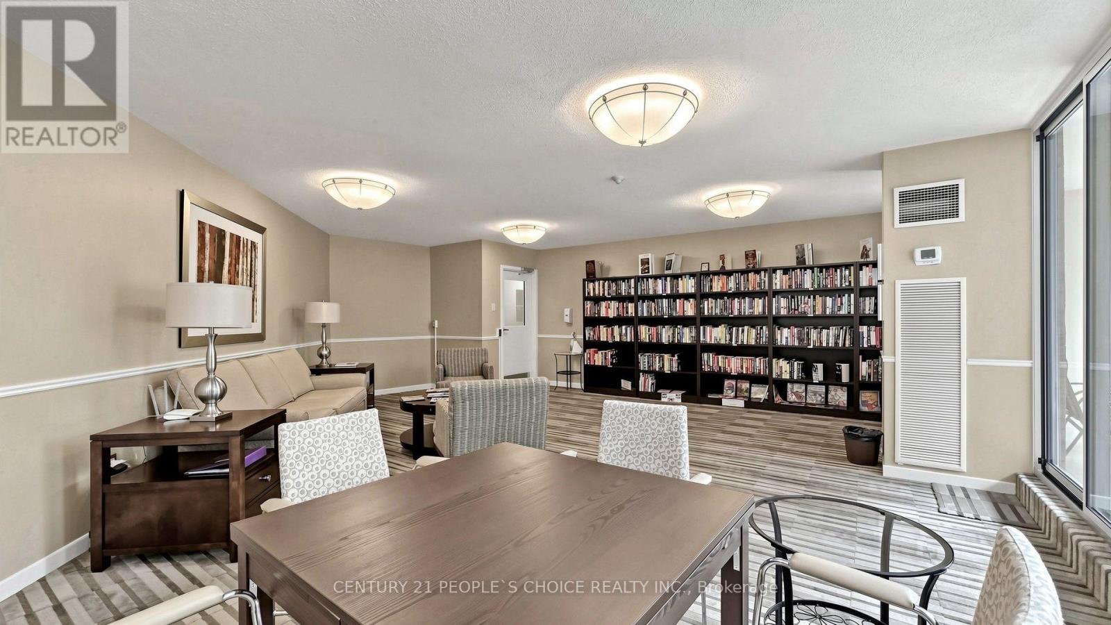 310- 7811 Yonge Street, Markham, ON photo 41