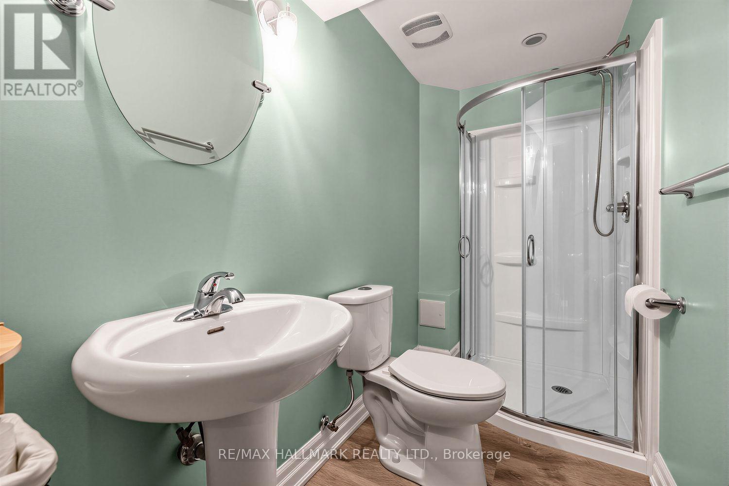 484 Bartholomew Drive, Newmarket, ON photo 26