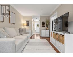 484 Bartholemew Drive, Newmarket, ON L3X2E5 Photo 10