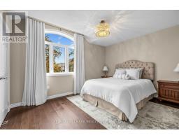 484 Bartholemew Drive, Newmarket, ON L3X2E5 Photo 20