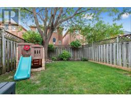 484 Bartholemew Drive, Newmarket, ON L3X2E5 Photo 32