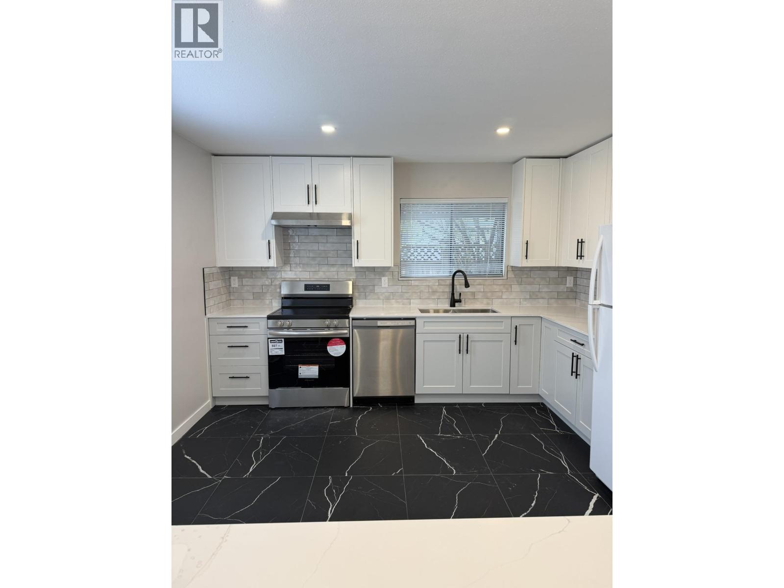 1965 FLYNN CRESCENT, Coquitlam - Image 1