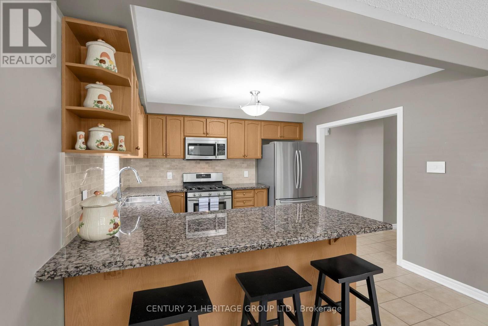45 WHITFIELD CRESCENT - Image 11