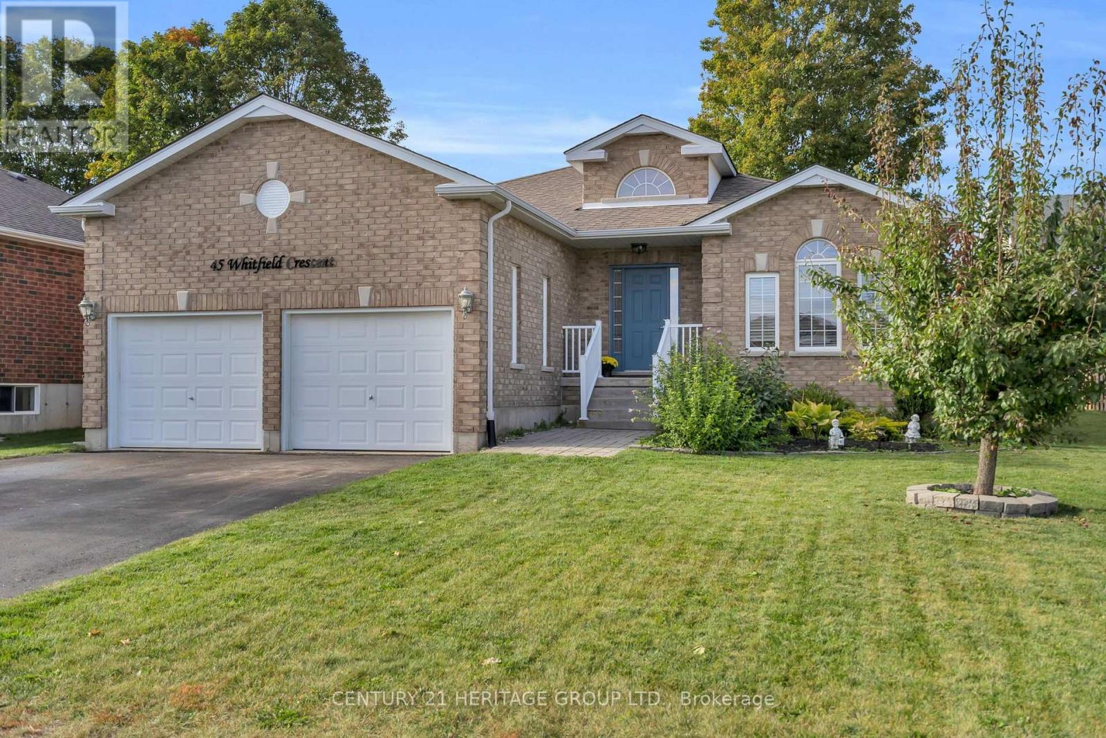 45 WHITFIELD CRESCENT - 2
