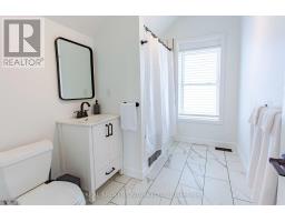 Upper - 97 Albert Street S, Orillia, ON L3V5L1 Photo 7