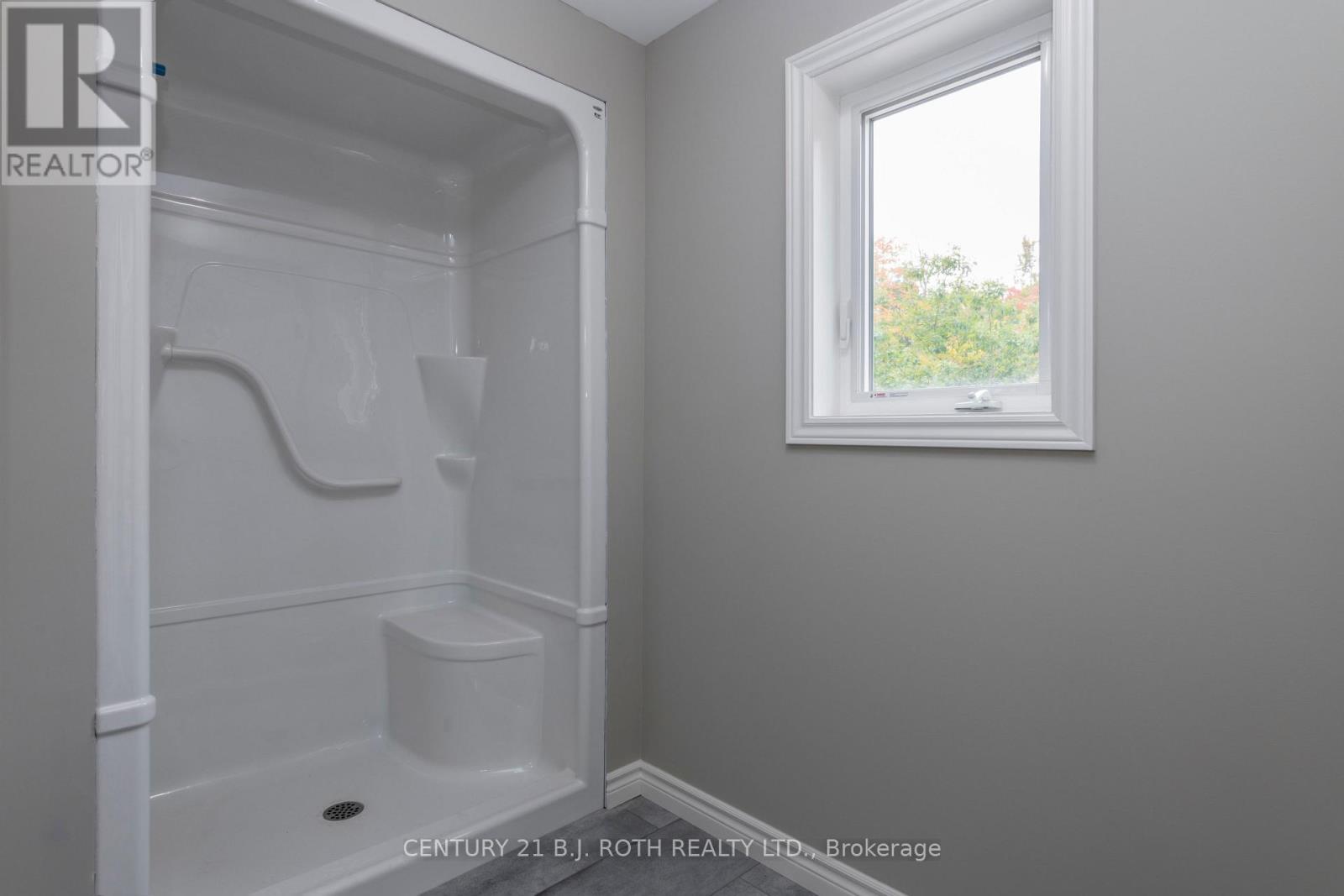 6121 CONCESSION B C ROAD - 25