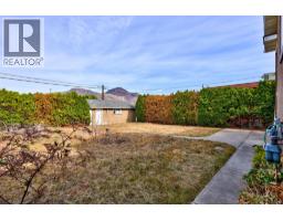 658 Dominion Street, Kamloops, BC V2C2X7 Photo 26