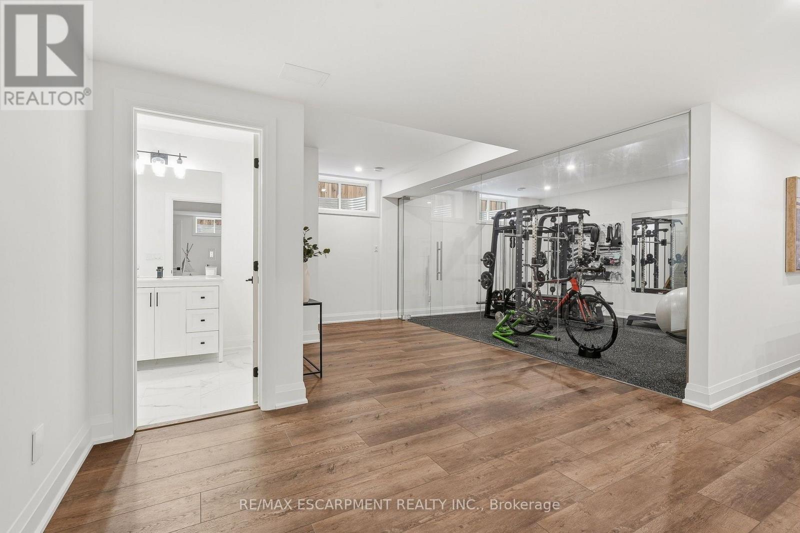 420 Oakwood Drive, Burlington, ON photo 39