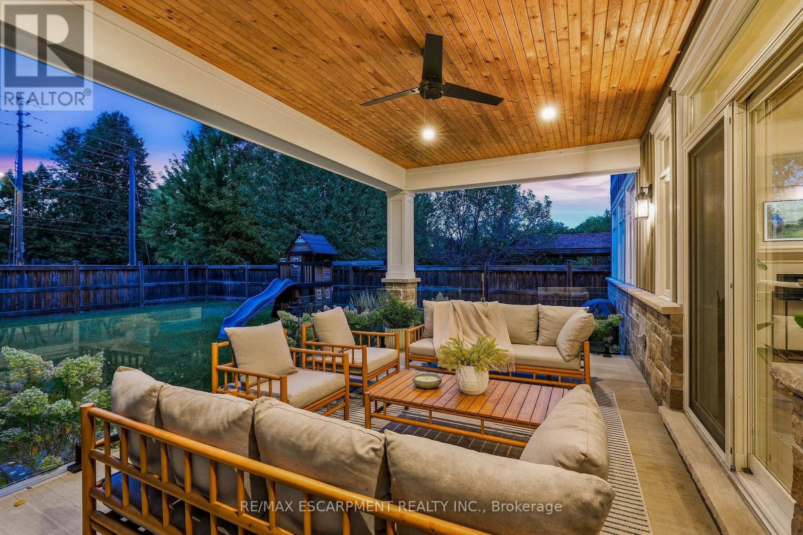 420 OAKWOOD DRIVE - 44