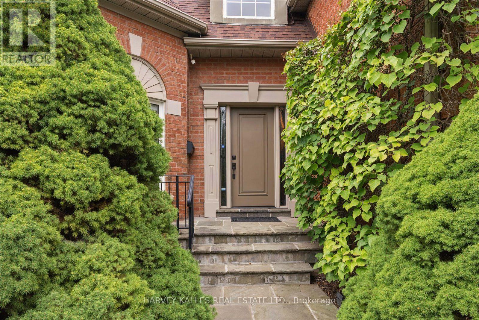 3685 ST. LAURENT COURT - 3
