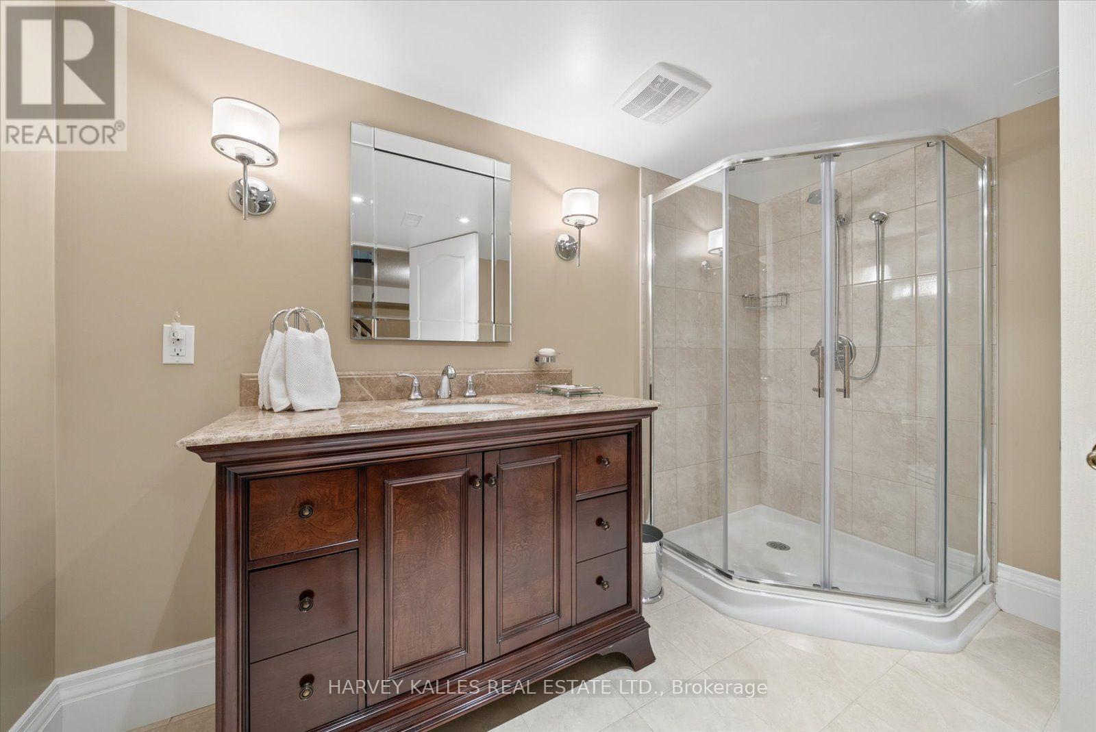 3685 ST. LAURENT COURT - 34
