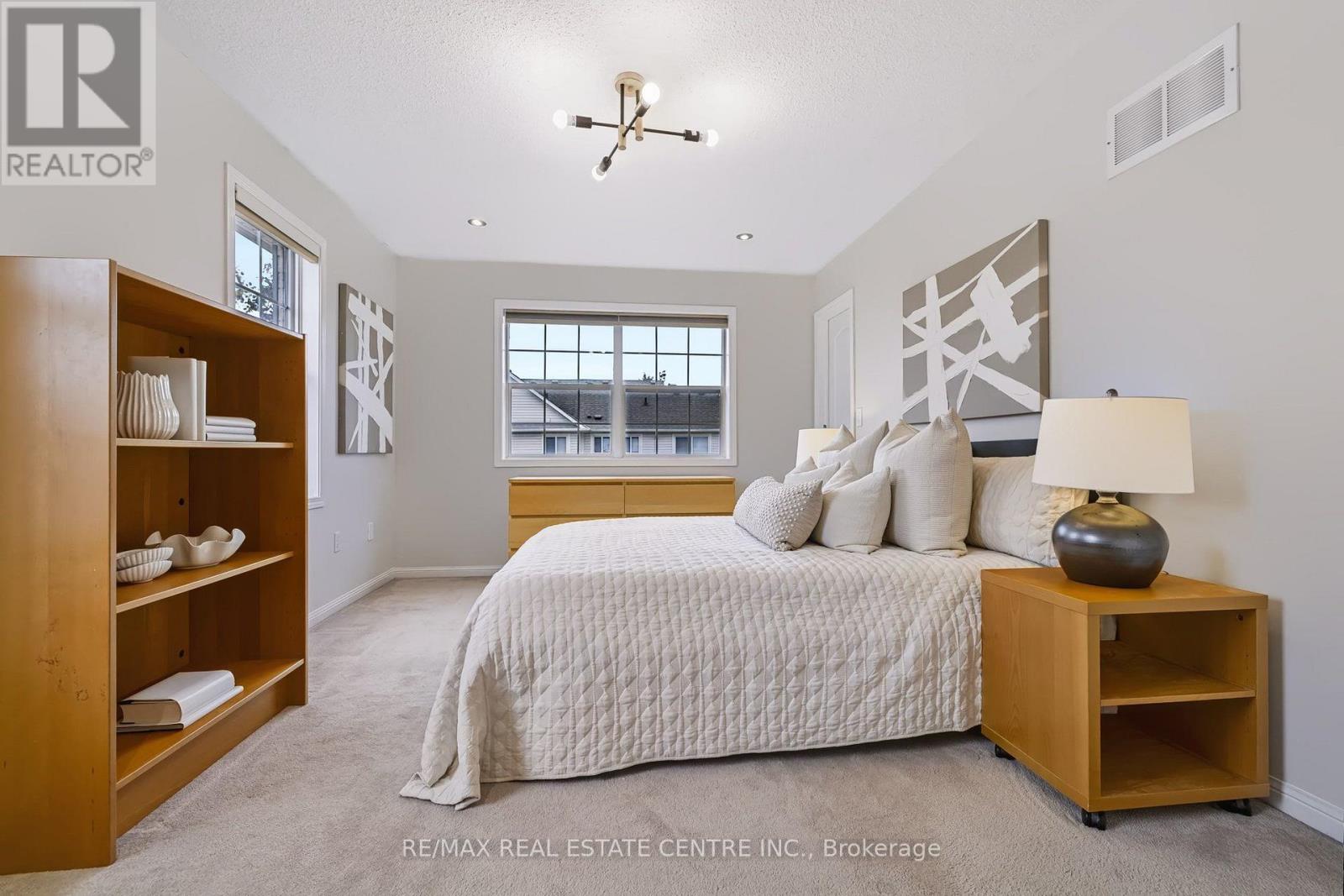 1630 CARTWRIGHT CRESCENT - 18