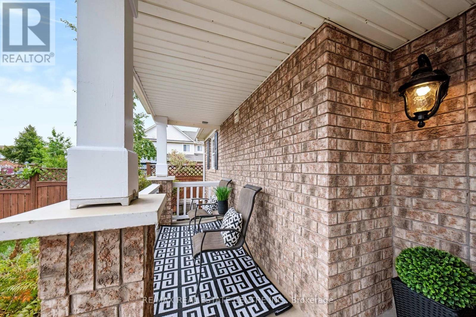1630 CARTWRIGHT CRESCENT - 4
